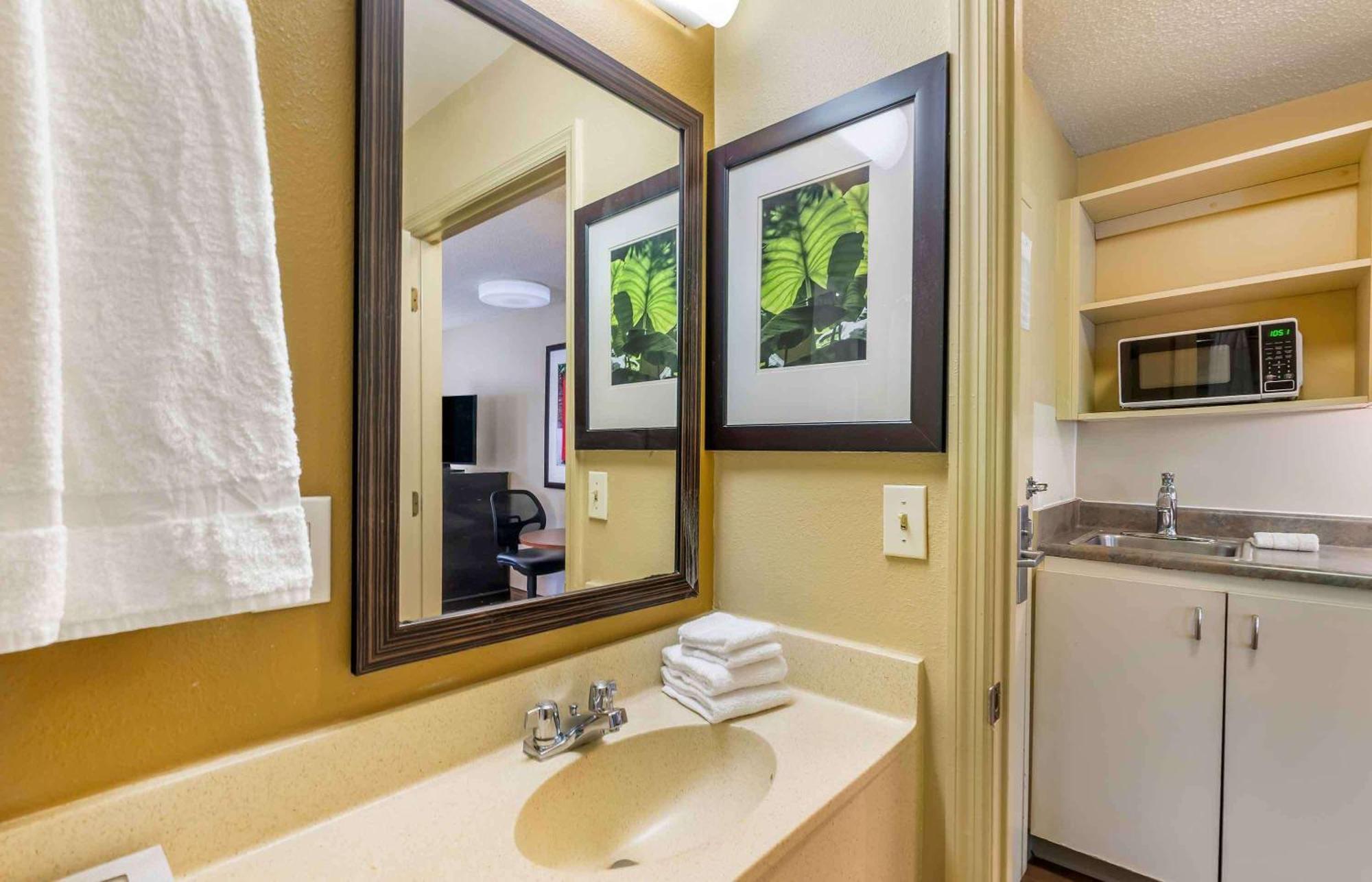 Extended Stay America Select Suites - Chesapeake - Churchland Blvd Εξωτερικό φωτογραφία
